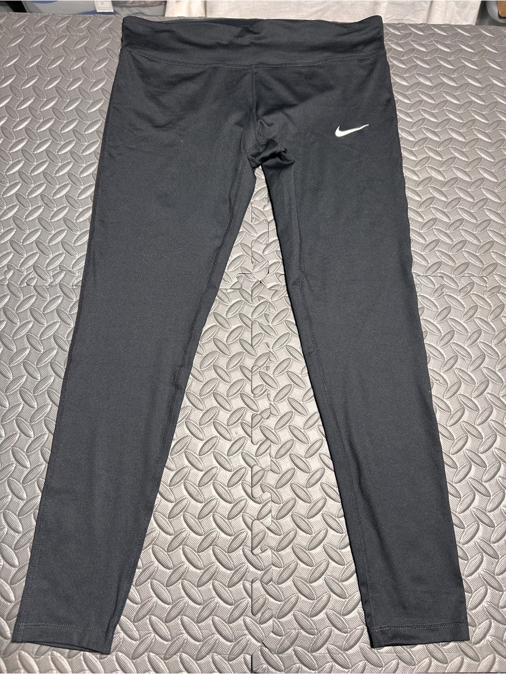 Nike Women’s Power Essential Tight Fit Dri-Fit Full Length Running Pants